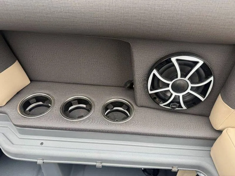 Slide: The Image of Harris Sunliner Sport 230 SLDH 2026 - 75