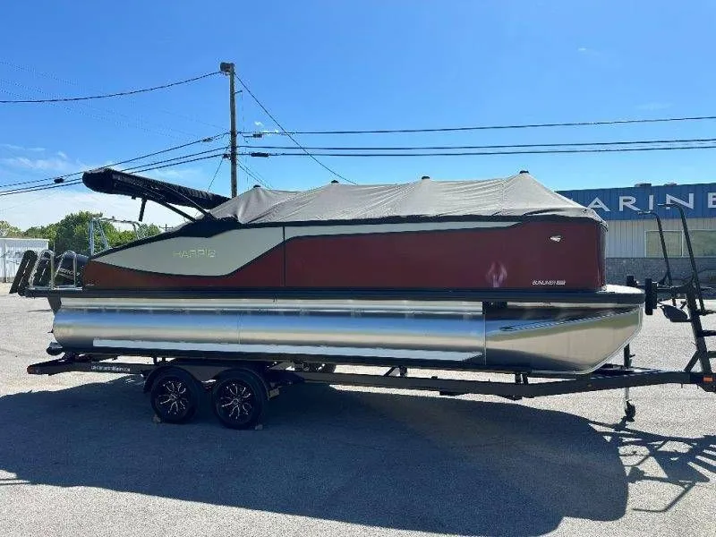 Slide: The Image of Harris Sunliner 250 SLE 2026 - 42
