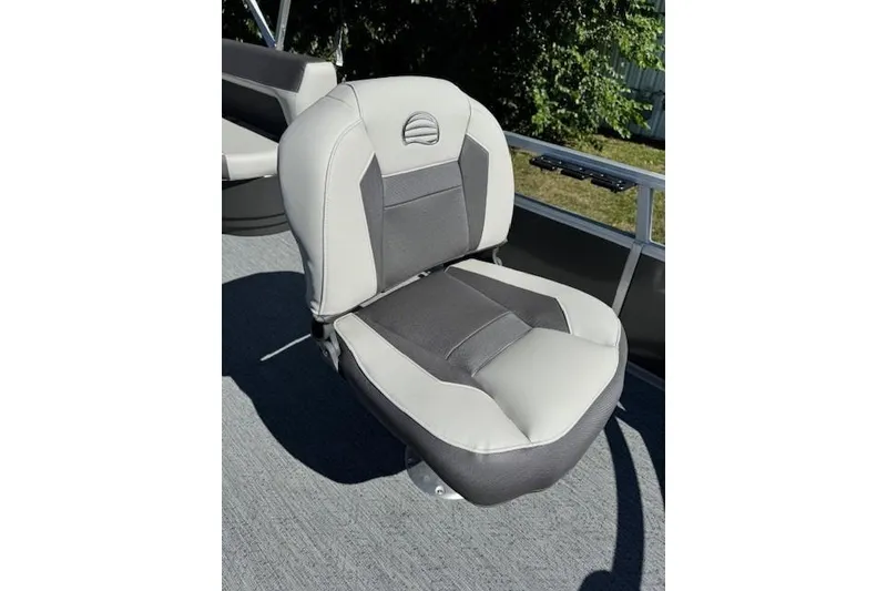 Slide: The Image of 2026 Sun Tracker Bass Buggy 16 XL Select boat seat, gray and white design. - 18