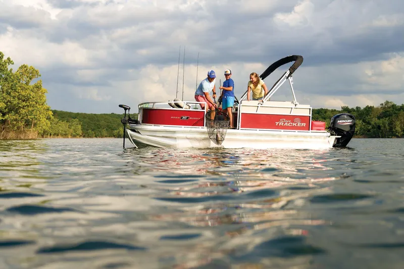 Slide: The Image of Sun Tracker Bass Buggy 16 XL Select 2026 - 76