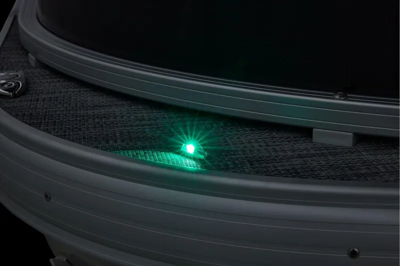 Slide: The Image of Sun Tracker SportFish 20 DLX 2026 - 17