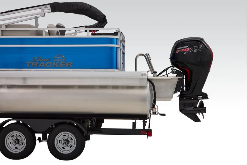 Slide: The Image of Sun Tracker Fishin' Barge 20 DLX 2026 - 84