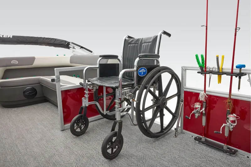 Slide: The Image of 2026 Sun Tracker Bass Buggy 16 XL Select - ADA accessible - 43