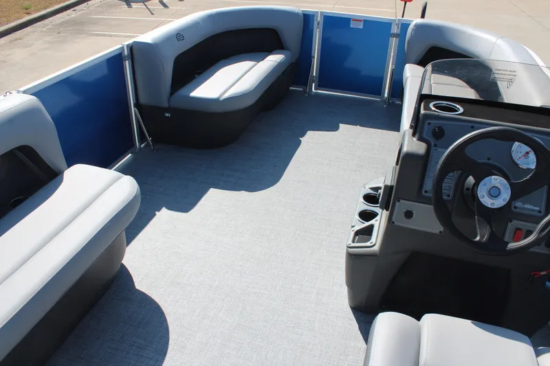 Slide: The Image of Sun Tracker Party Barge 16 DLX 2026 - 13