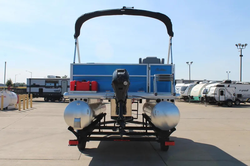 Slide: The Image of Sun Tracker Party Barge 16 DLX 2026 - 6