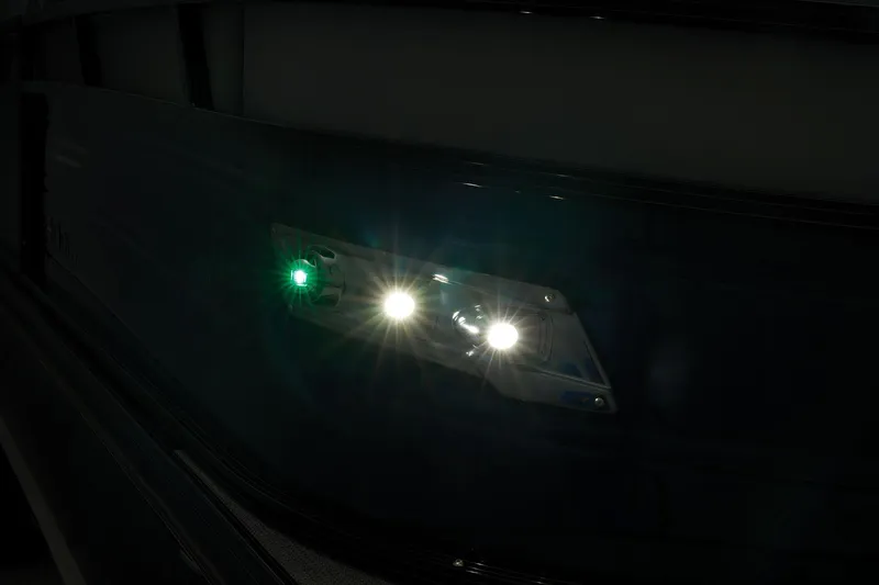 Slide: The Image of Regency 230 DL3 2024 - 74