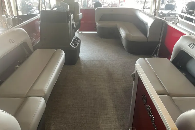 Slide: The Image of Sun Tracker Party Barge 16 DLX 2026 - 5