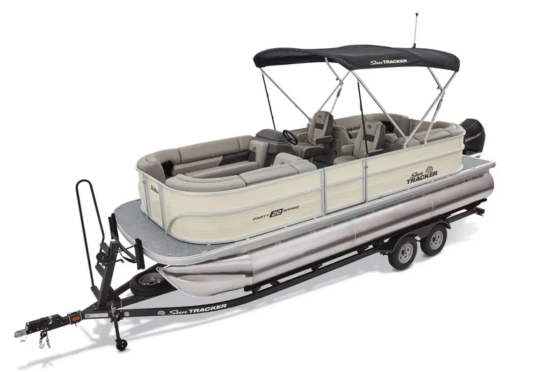 Slide: The Image of Sun Tracker Party Barge 22 XP3 2026 - 5