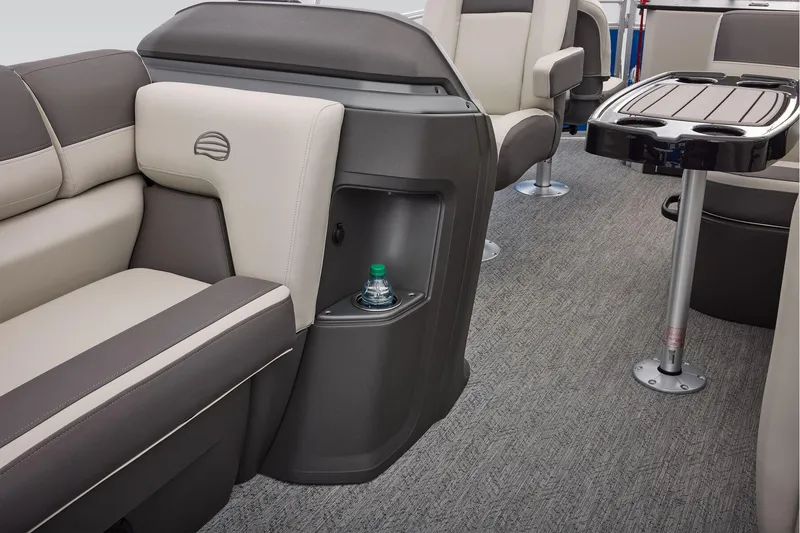 Slide: The Image of Sun Tracker Fishin' Barge 20 DLX 2026 - 38