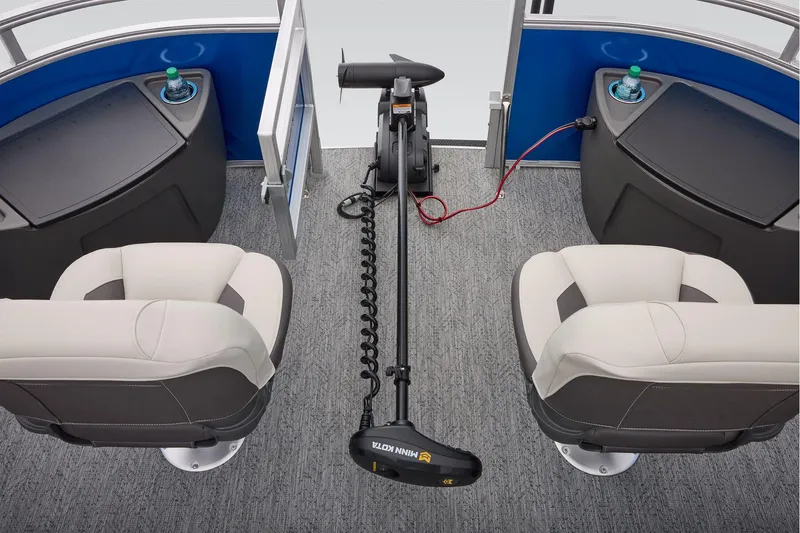 Slide: The Image of 2026 Sun Tracker Fishin' Barge 20 DLX boat seat with storage compartment open. - 25