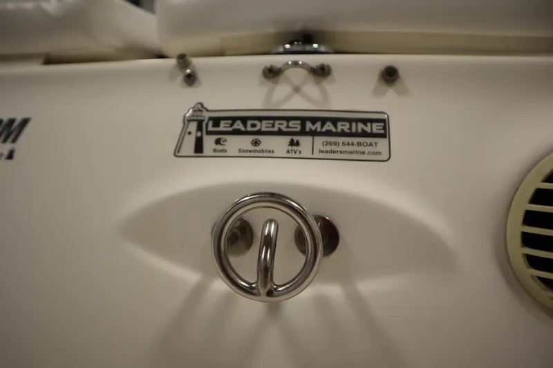 Slide: The Image of 2007 Glastron 205 DS boat with Leaders Marine branding and metal handle. - 38