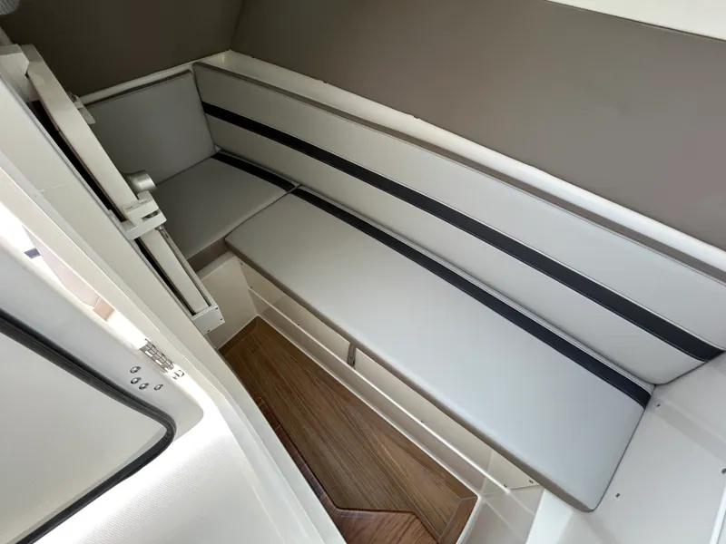 Slide: The Image of Boston Whaler 330 Vantage 2026 - 25