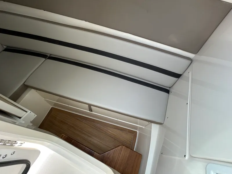 Slide: The Image of Boston Whaler 330 Vantage 2026 - 26