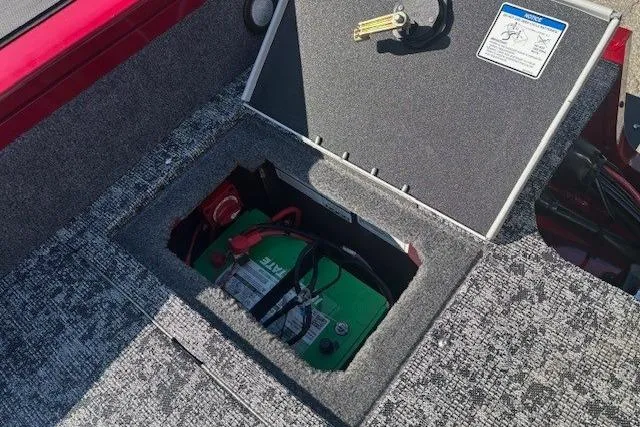 Slide: The Image of Battery compartment of 2025 Tracker Targa V-19 WT Tournament Edition boat. - 22