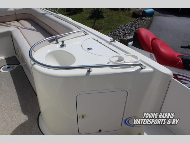 Slide: The Image of Sea Ray 240 Sundeck 1997 - 6