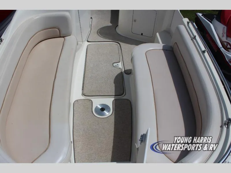 Slide: The Image of Sea Ray 240 Sundeck 1997 - 4