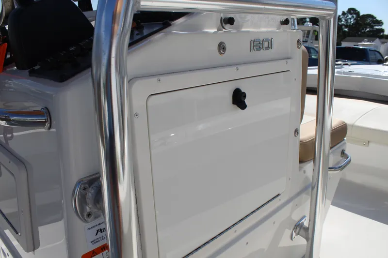 Slide: The Image of Parker 1801 Center Console 2019 - 25