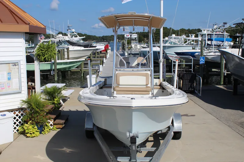 Slide: The Image of Parker 1801 Center Console 2019 - 6