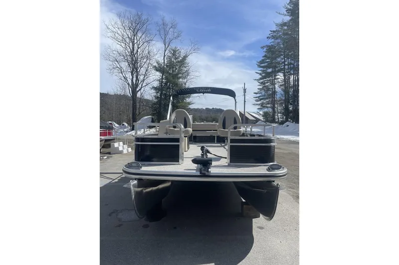Slide: The Image of 2024 Lowe Ultra 202 Fish & Cruise pontoon boat on a sunny day. - 4