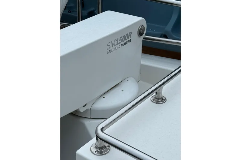 Slide: The Image of Close-up of Steelhead Marine equipment on 2009 Horizon 73 yacht deck. - 71