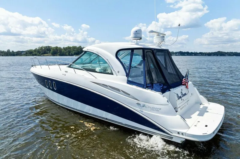 Slide: The Image of 2007 Cruisers 390 Express Cruiser 'Bay Burns' - 62