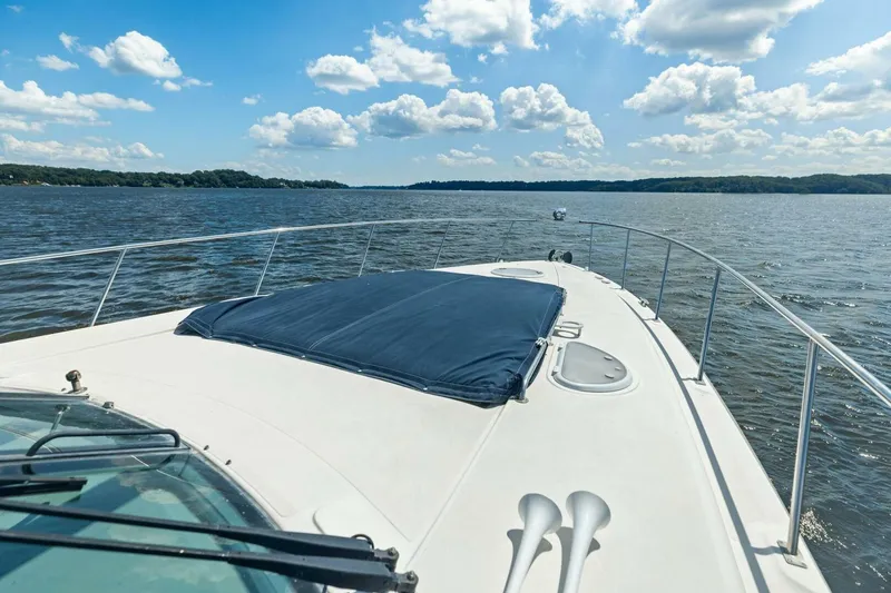 Slide: The Image of 2007 Cruisers 390 Express Cruiser 'Bay Burns' - 38