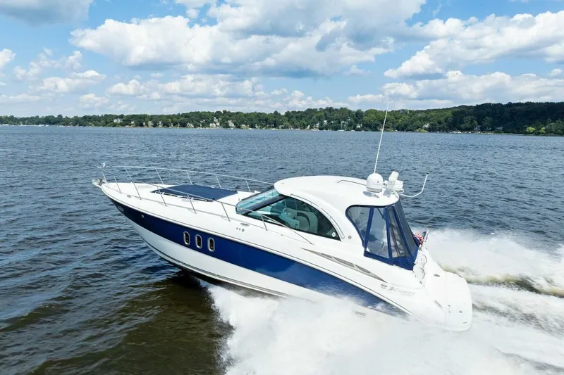 Slide: The Image of 2007 Cruisers 390 Express Cruiser 'Bay Burns' - 57