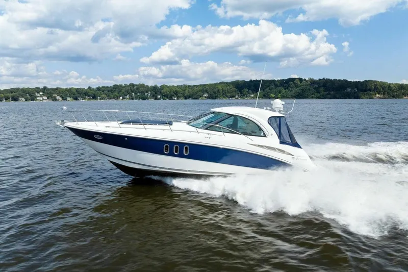 Slide: The Image of 2007 Cruisers 390 Express Cruiser 'Bay Burns' - 58