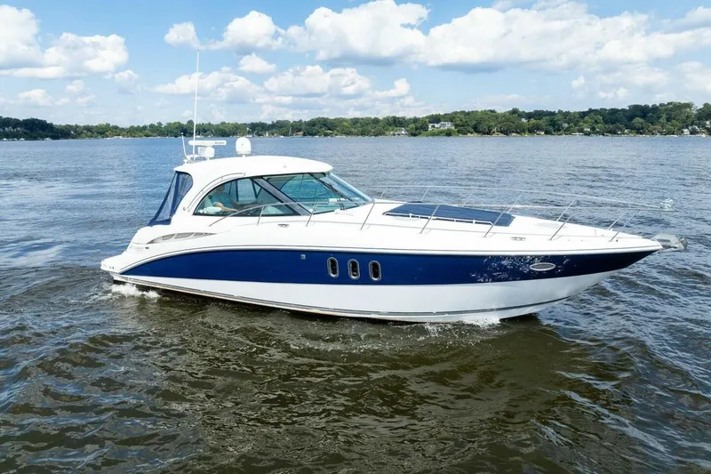 Slide: The Image of 2007 Cruisers 390 Express Cruiser 'Bay Burns' - 65