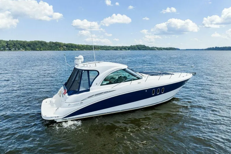 Slide: The Image of 2007 Cruisers 390 Express Cruiser 'Bay Burns' - 67