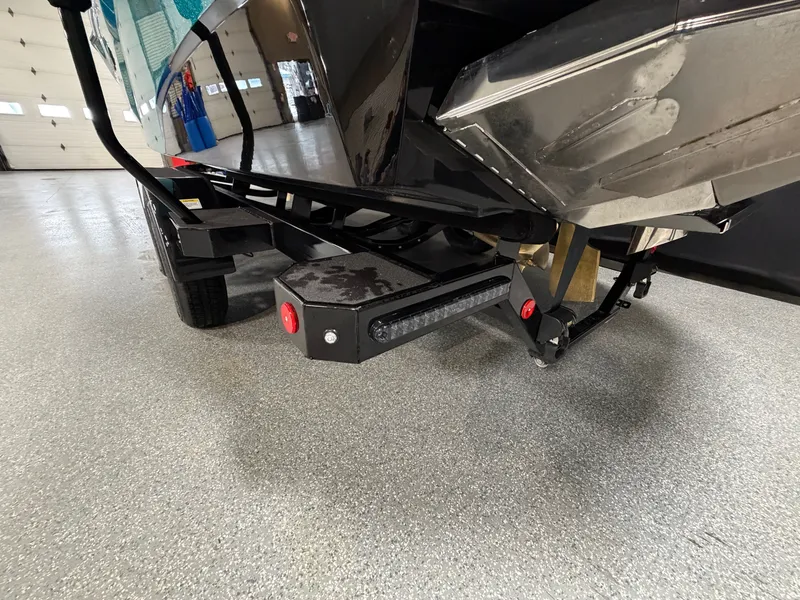 Slide: The Image of MasterCraft NXT22 2026 - 100