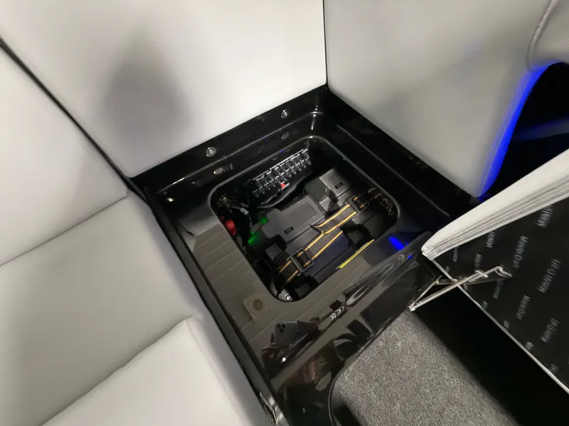 Slide: The Image of MasterCraft NXT22 2026 - 47