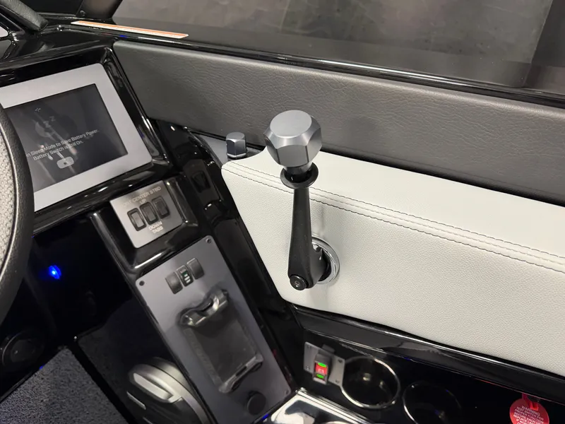 Slide: The Image of MasterCraft NXT22 2026 - 66
