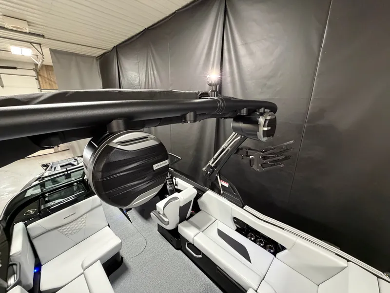 Slide: The Image of MasterCraft NXT22 2026 - 92