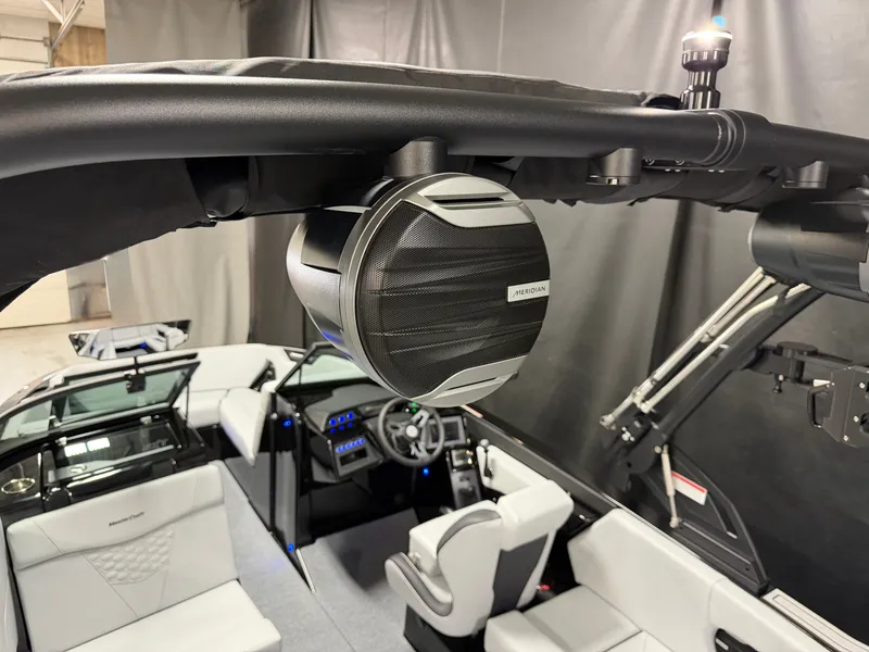 Slide: The Image of MasterCraft NXT22 2026 - 93