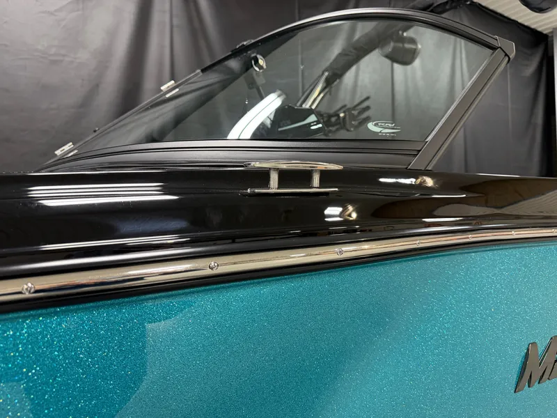 Slide: The Image of MasterCraft NXT22 2026 - 97