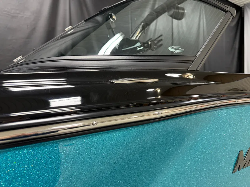 Slide: The Image of MasterCraft NXT22 2026 - 98