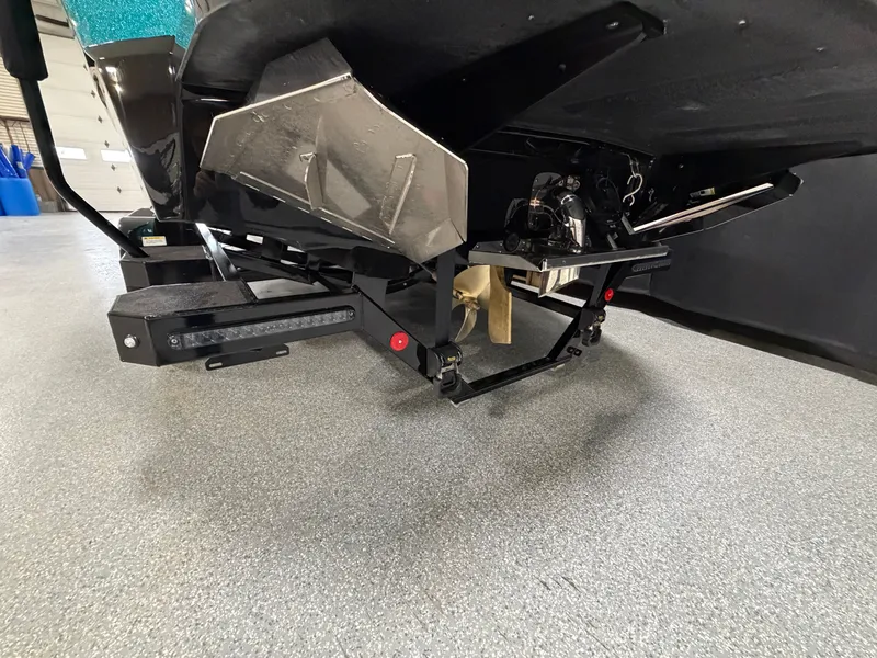 Slide: The Image of MasterCraft NXT22 2026 - 99
