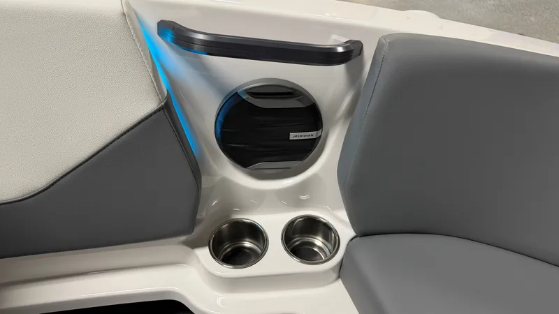 Slide: The Image of MasterCraft NXT23 2026 - 100