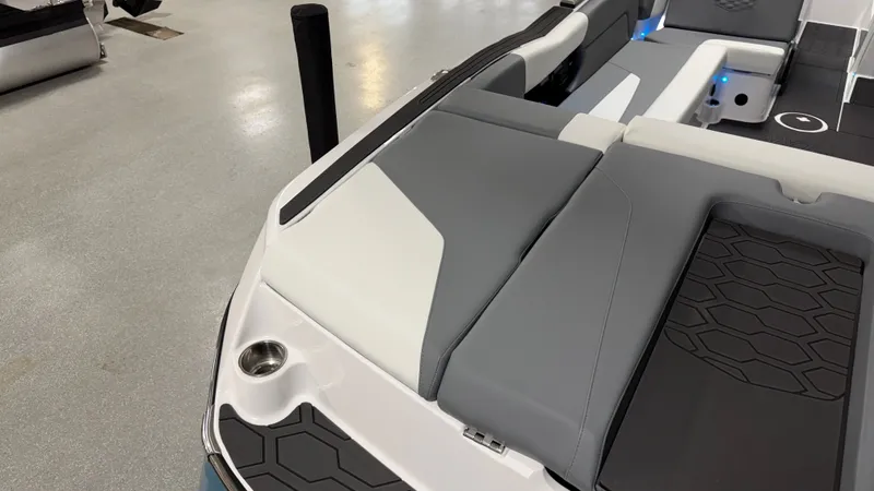 Slide: The Image of MasterCraft NXT23 2026 - 15