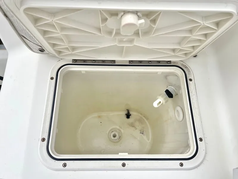 Slide: The Image of Sea Boss 210 Walkaround 2008 - 24