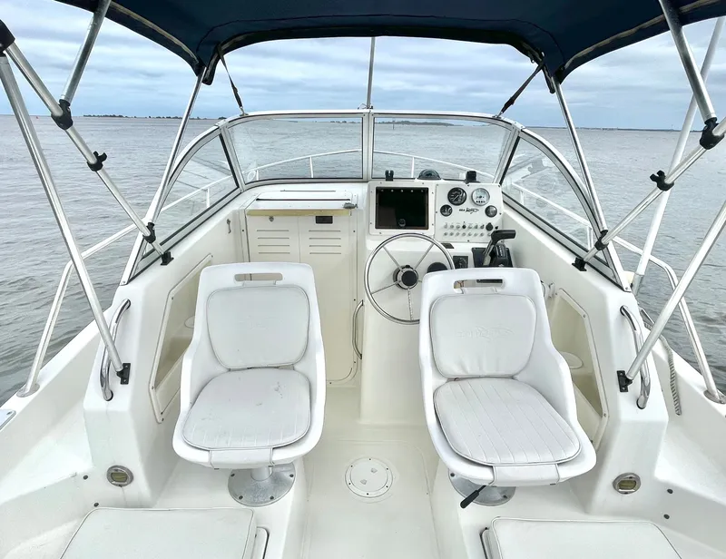 Slide: The Image of Sea Boss 210 Walkaround 2008 - 6