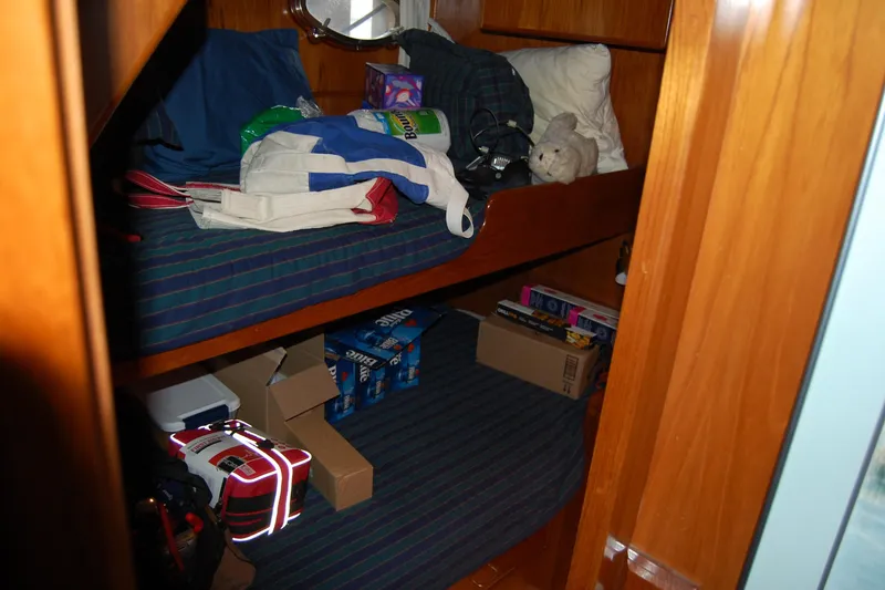 Slide: The Image of Cozy cabin with bunk beds in 1990 Ocean Alexander 520 Pilothouse yacht. - 41