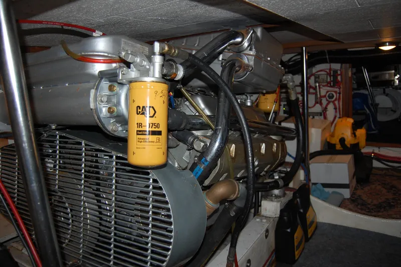 Slide: The Image of Engine room of 1990 Ocean Alexander 520 Pilothouse with CAT fuel filter. - 44