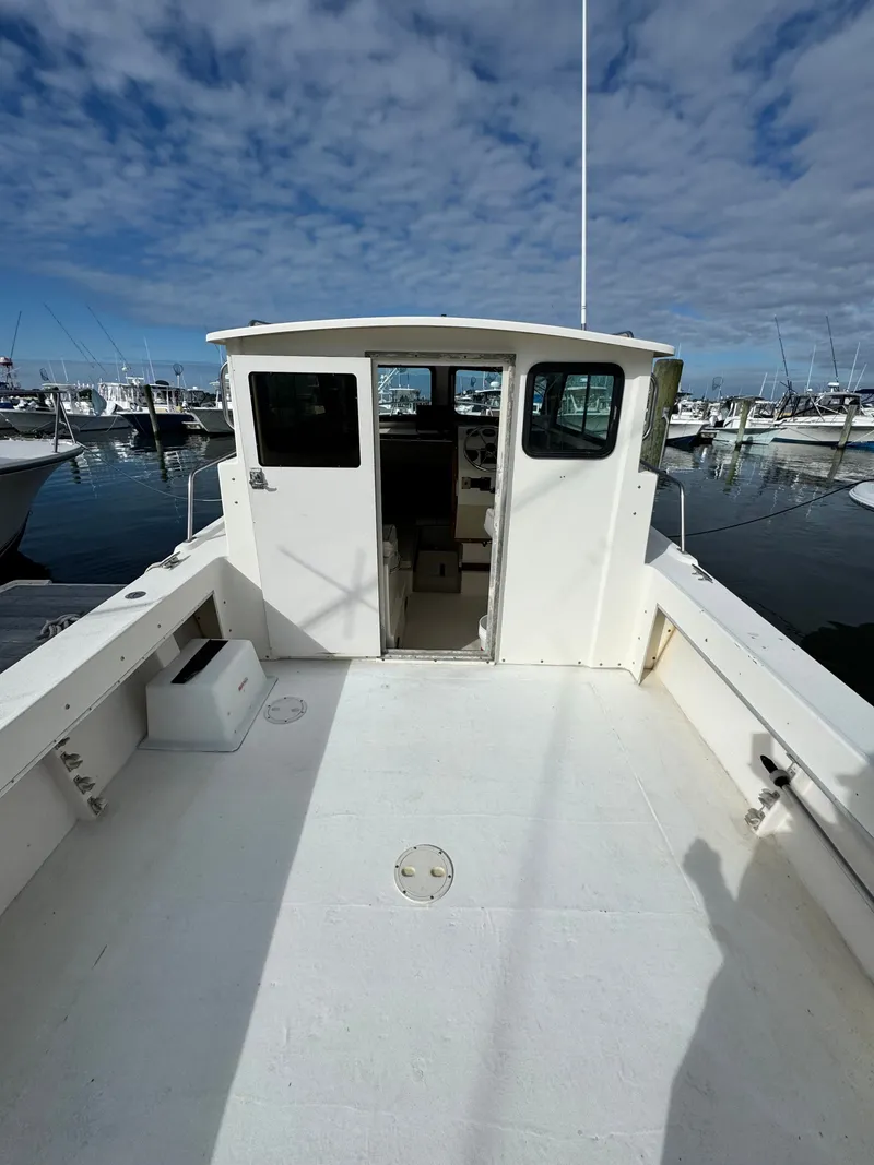 Slide: The Image of Parker 25 Pilothouse 1991 - 3