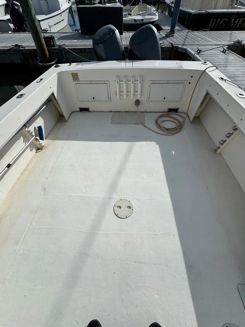 Slide: The Image of Parker 25 Pilothouse 1991 - 4