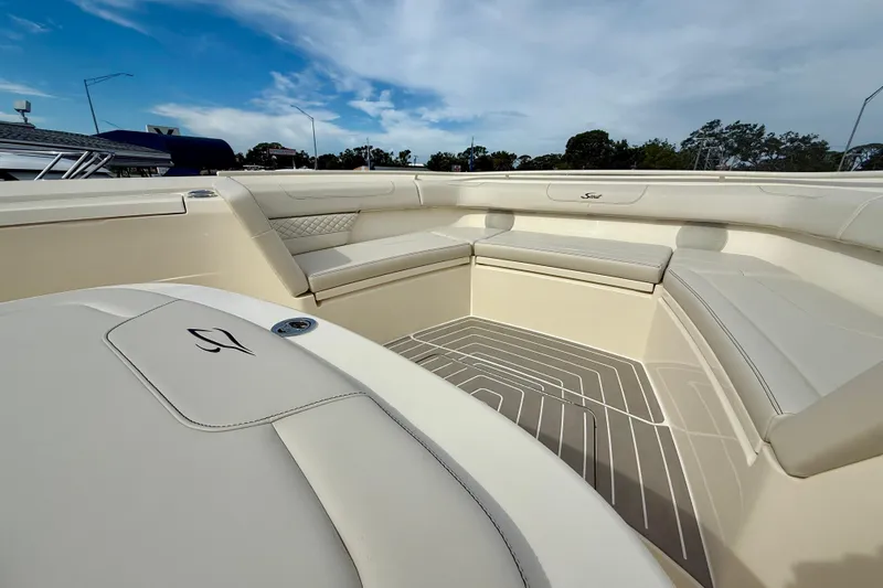 Slide: The Image of 2026 Scout 400 LXF Li-Ion boat with Garmin technology, sleek design. - 20