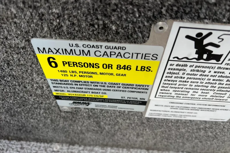 Slide: The Image of 2023 Alumacraft Voyageur 175 SC capacity label: 6 persons or 846 lbs, 125 HP motor. - 19