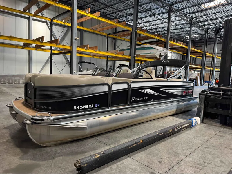 Slide: The Image of Premier 250 S-Series 2016 - 1