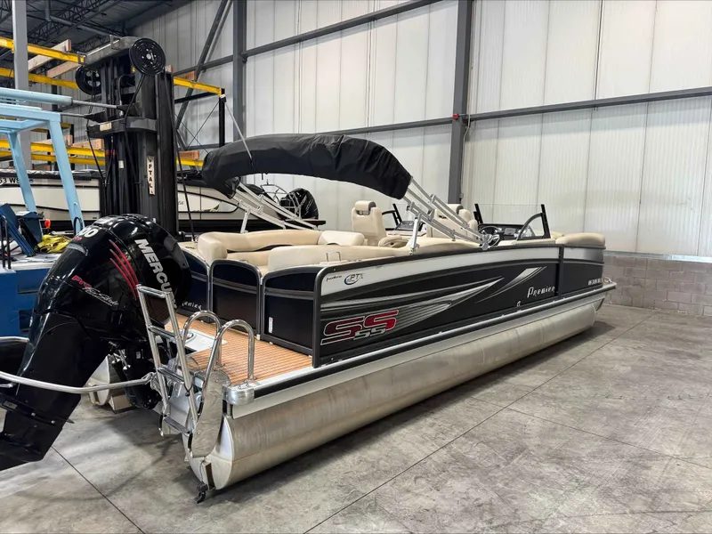 Slide: The Image of Premier 250 S-Series 2016 - 2